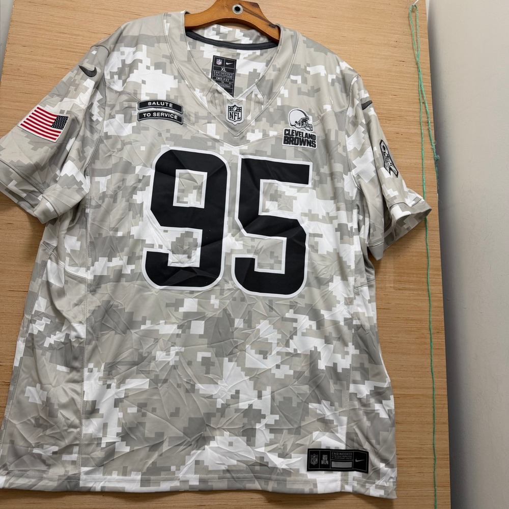 Nike Cleveland Browns Myles Garrett 95 Salute to Service Camo Jersey Mens XL